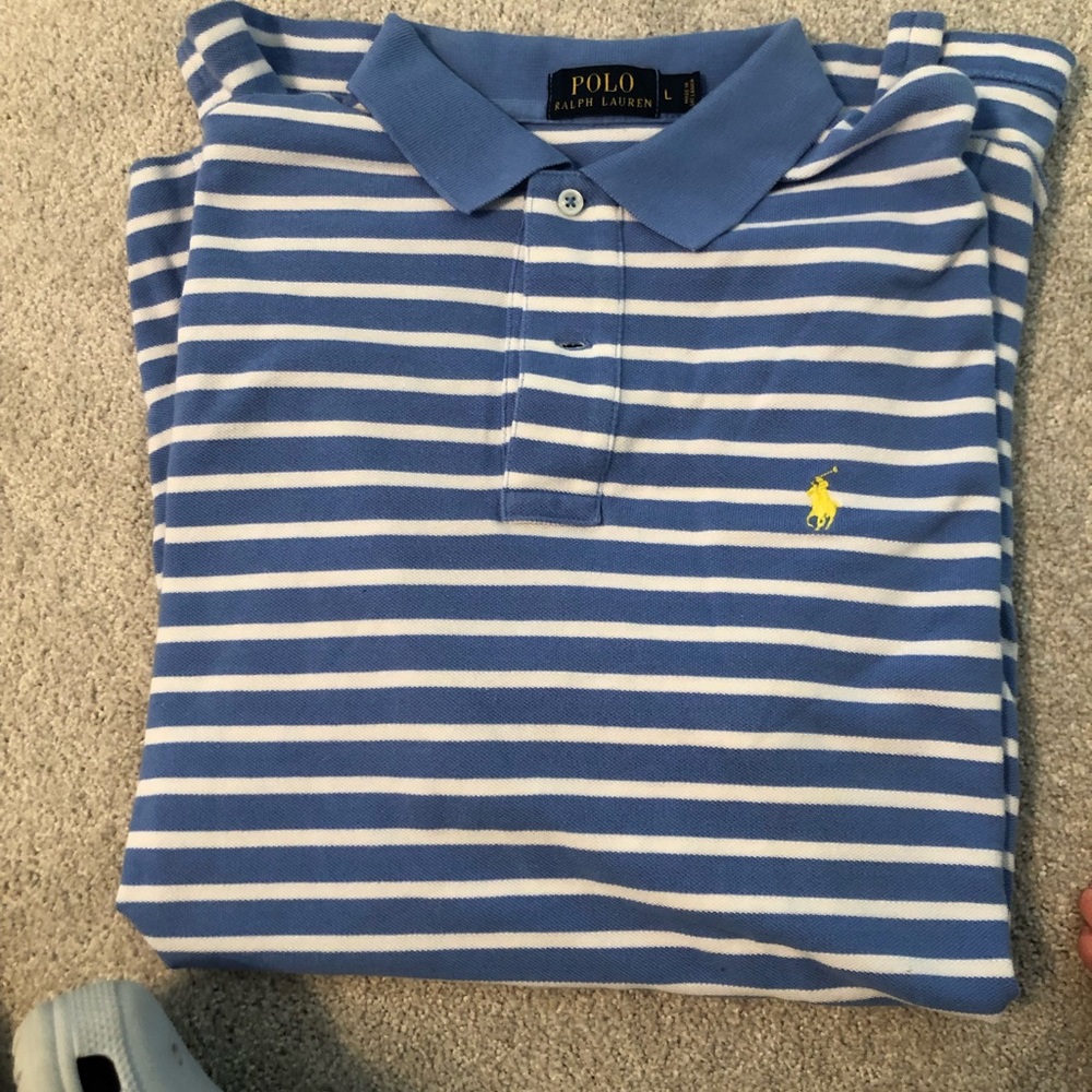 Gently worn Ralph Lauren polo